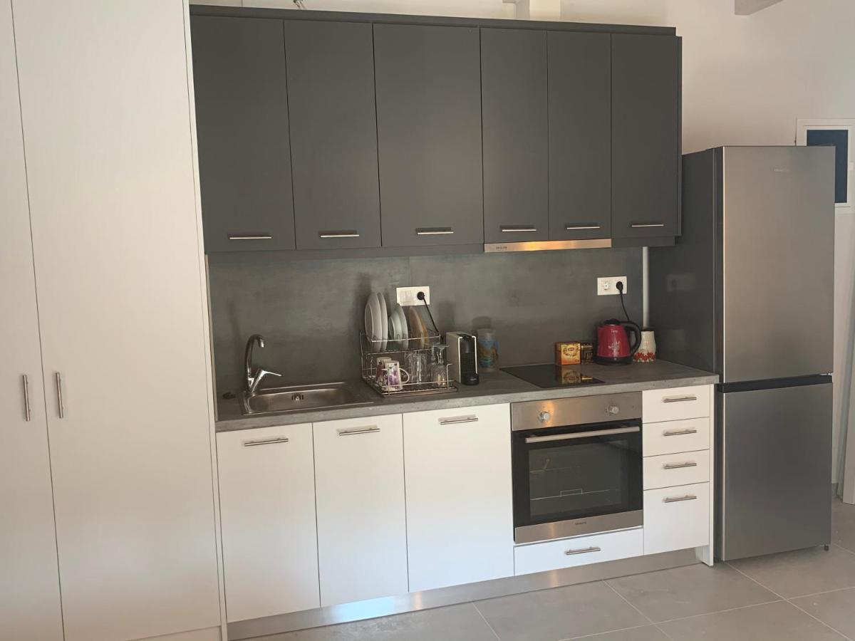 Terpsichore Boutique Bright New Sofita Studios And Appartment ดัสเซีย ภายนอก รูปภาพ